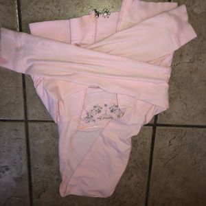 Light pink cropped vest. Fits like size ten. Soft. Getting rid of clothes.